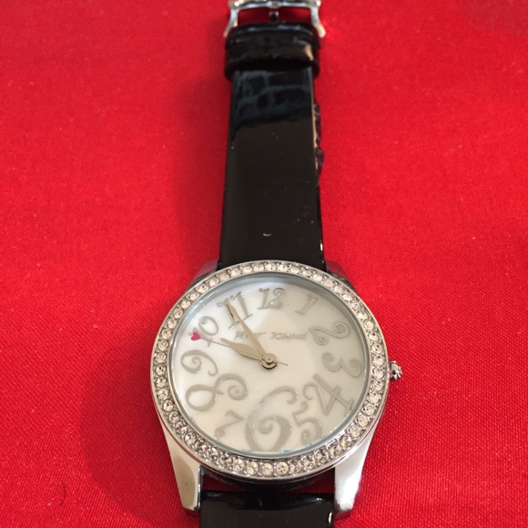 Betsey Johnson Water Resistant Watch - Picture 5 of 5